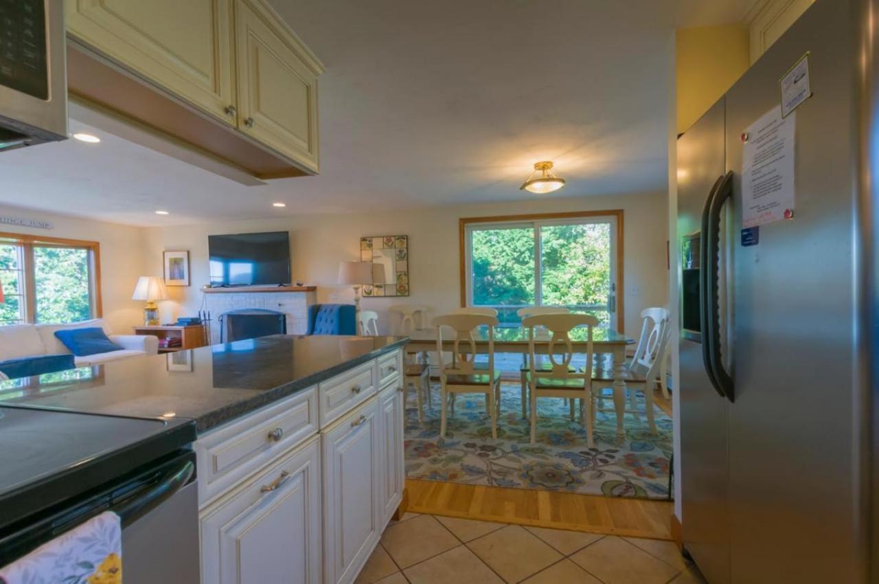 24 Captain Wing Road East Sandwich - - Cape Cod Exterior photo