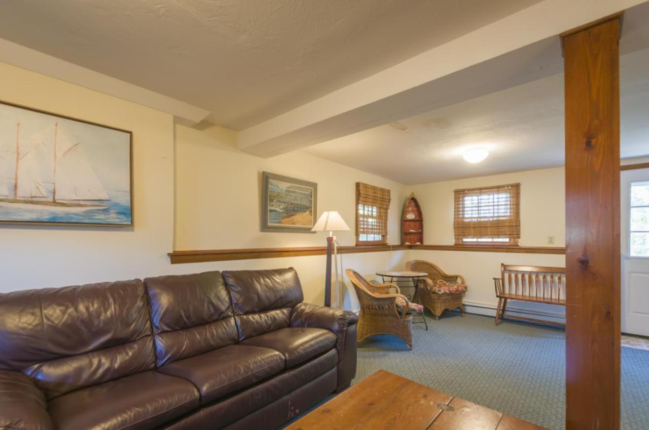 24 Captain Wing Road East Sandwich - - Cape Cod Exterior photo